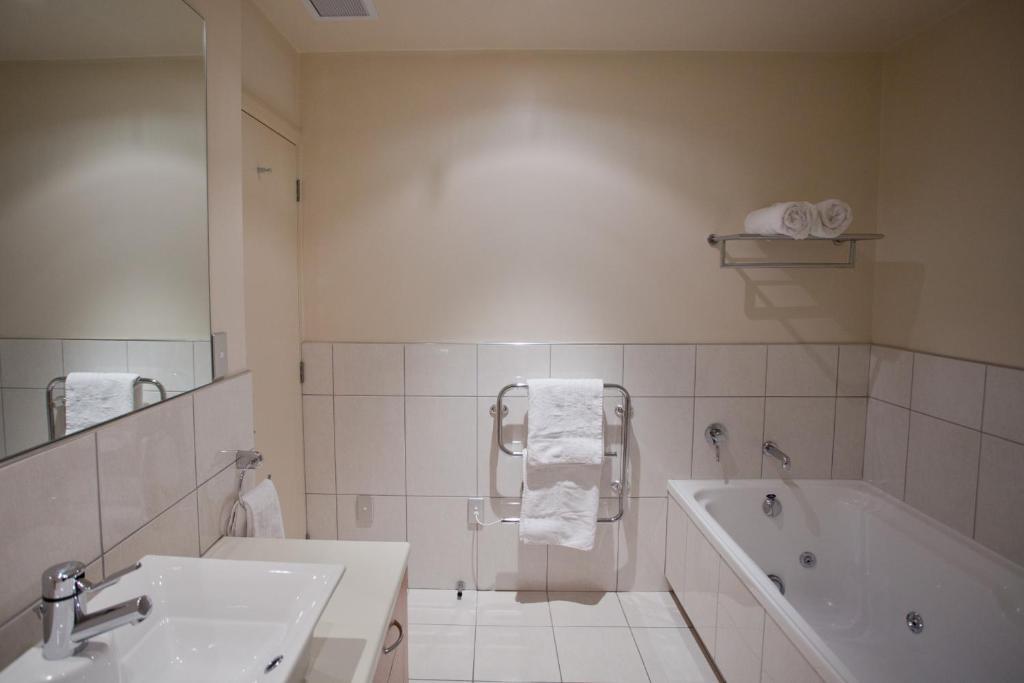 Lakeside Apartments Γουανάκα Δωμάτιο φωτογραφία
