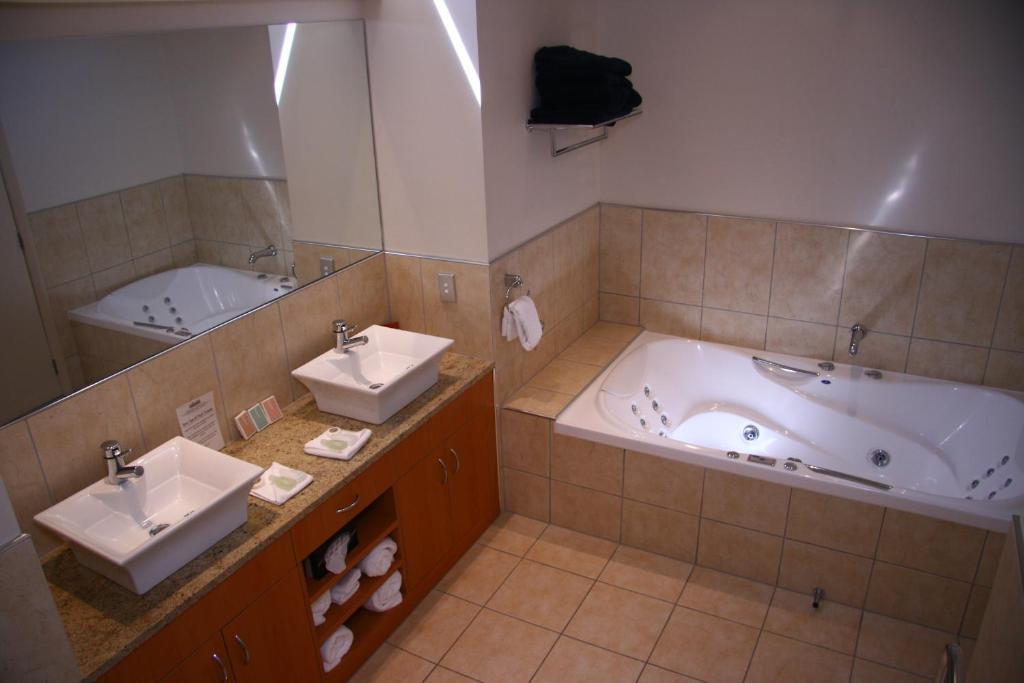 Lakeside Apartments Γουανάκα Δωμάτιο φωτογραφία